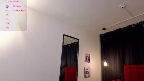 Angel-dragun online show from 4, 10, 2025