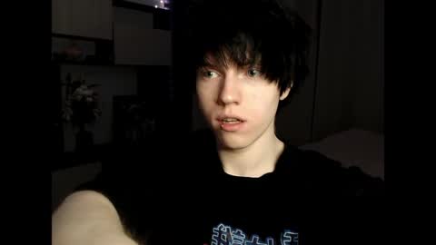 Snapshot of angel_fear chatting on 8, 6, 2026 Ray online show from 8, 6, 2026