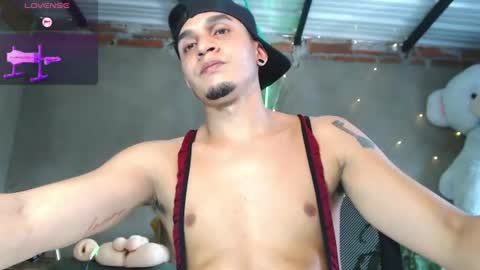 Snapshot of angel_latinboy chatting on 16, 7, 2026 Angel online show from 16, 7, 2026
