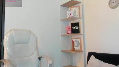 Snapshot of angel_of_lust_ chatting on 16, 11, 2025 Angel online show from 16, 11, 2025