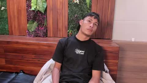 Snapshot of angel_silva_ chatting on 21, 4, 2026 Angel online show from 21, 4, 2026