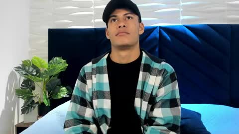 Snapshot of angel_silva_ chatting on 5, 5, 2026 Angel online show from 5, 5, 2026