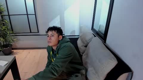 Snapshot of angel_silva_ chatting on 25, 7, 2026 Angel online show from 25, 7, 2026