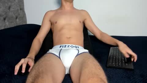 Snapshot of angel_sunshine chatting on 25, 9, 2025 Angel online show from 25, 9, 2025