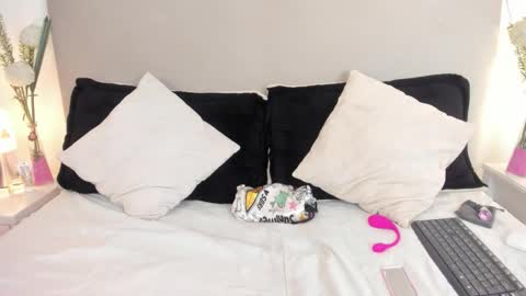 angel_velvet_ online show from 11, 3, 2026