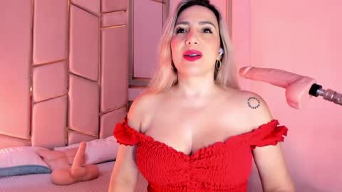 Snapshot of angel_vibes_ chatting on 28, 4, 2026 Angel online show from 28, 4, 2026