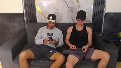 Snapshot of angel_villareal_ chatting on 28, 2, 2026 angel_villareal_ online show from 28, 2, 2026