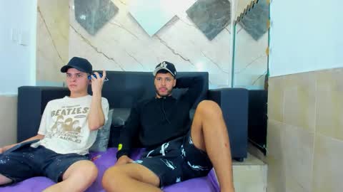 Snapshot of angel_villareal_ chatting on 3, 3, 2026 angel_villareal_ online show from 3, 3, 2026