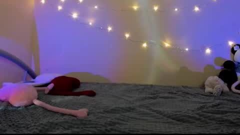 Snapshot of angel_wavee chatting on 27, 12, 2024 Angel Love online show from 27, 12, 2024