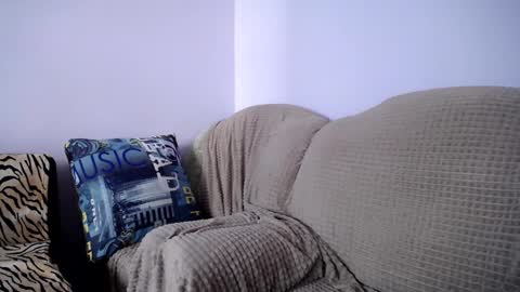 Snapshot of angel_zoe77 chatting on 28, 2, 2025 Zoe online show from 28, 2, 2025