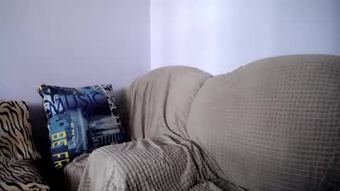 Snapshot of angel_zoe77 chatting on 9, 9, 2025 Zoe online show from 9, 9, 2025