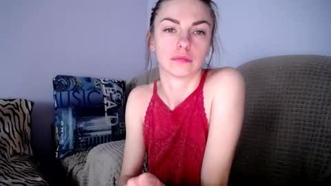 Snapshot of angel_zoe77 chatting on 6, 10, 2025 Zoe online show from 6, 10, 2025