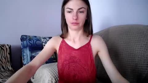 Snapshot of angel_zoe77 chatting on 12, 10, 2025 Zoe online show from 12, 10, 2025