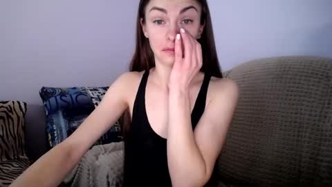 Snapshot of angel_zoe77 chatting on 29, 10, 2025 Zoe online show from 29, 10, 2025