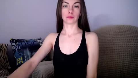 Snapshot of angel_zoe77 chatting on 3, 12, 2025 Zoe online show from 3, 12, 2025