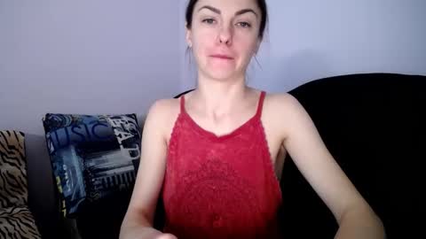 Snapshot of angel_zoe77 chatting on 16, 12, 2025 Zoe online show from 16, 12, 2025