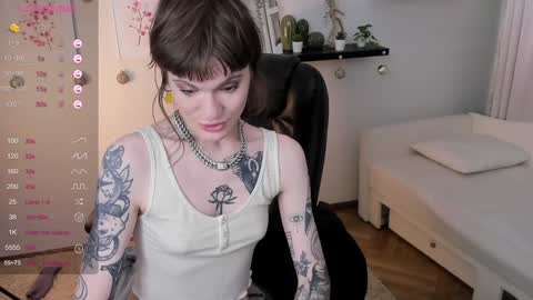 Snapshot of angela_fog chatting on 20, 12, 2024 angela_fog online show from 20, 12, 2024