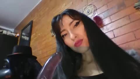  Angela  online show from 13, 11, 2025