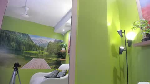 angela_rendon online show from 2, 7, 2026