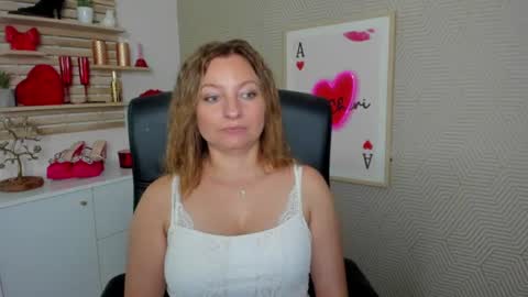 Snapshot of angela_samt chatting on 30, 7, 2026 Angela online show from 30, 7, 2026