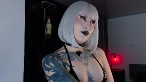 Angela help me reach 100 thumbs up online show from 9, 10, 2025