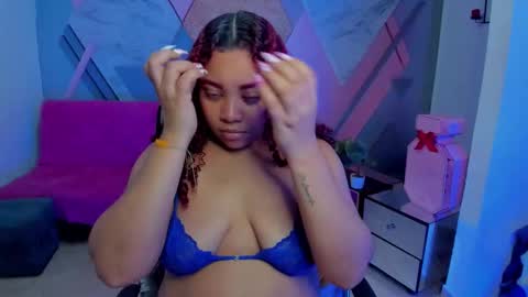 Angela online show from 6, 11, 2025