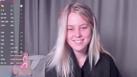 Snapshot of angelanty chatting on 19, 9, 2025 Darsi Anty online show from 19, 9, 2025