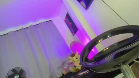 Angela online show from 7, 2, 2026