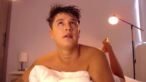 Snapshot of angelcossio chatting on 24, 11, 2025 Angel online show from 24, 11, 2025