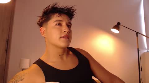 Snapshot of angelcossio chatting on 2, 12, 2025 Angel online show from 2, 12, 2025