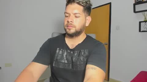 Snapshot of angelcute3 chatting on 14, 9, 2025 angel online show from 14, 9, 2025