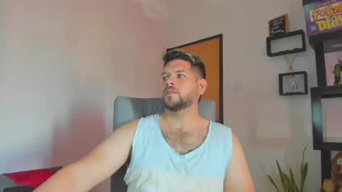 Snapshot of angelcute3 chatting on 4, 10, 2025 angel online show from 4, 10, 2025