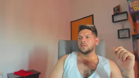 Snapshot of angelcute3 chatting on 29, 10, 2025 angel online show from 29, 10, 2025