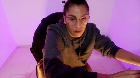 Snapshot of angele_johnson chatting on 1, 3, 2026 angele online show from 1, 3, 2026