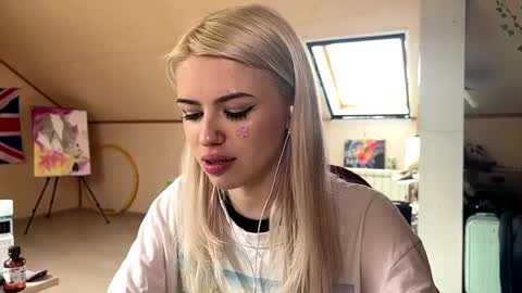 Lena online show from 14, 4, 2026