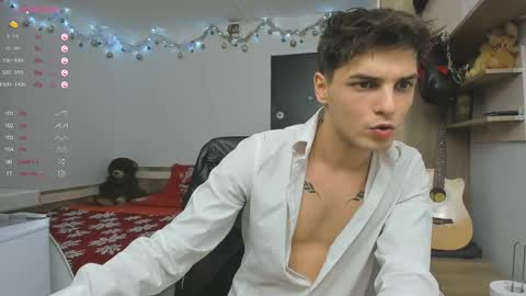 Snapshot of angelfrank chatting on 31, 12, 2024 Frankie online show from 31, 12, 2024