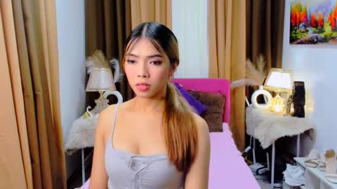 MISS PAU online show from 9, 10, 2025