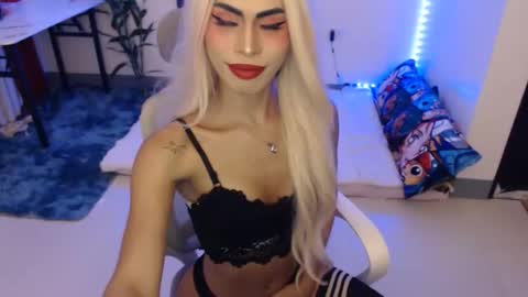 DIVINE ANGEL online show from 26, 2, 2026