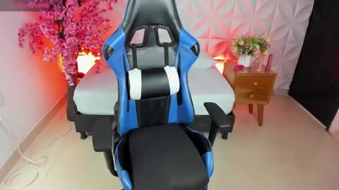 A N G E L I C A online show from 16, 12, 2024