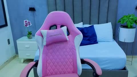 A N G E L I C A online show from 13, 10, 2025