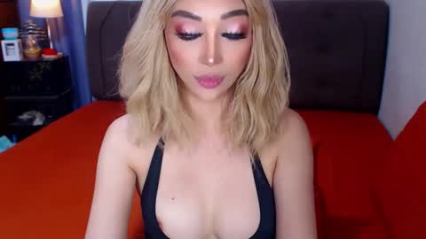 MS. AMALIA online show from 2, 12, 2025