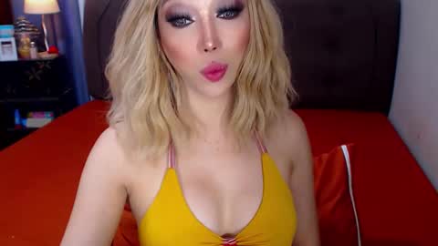 MS. AMALIA online show from 20, 12, 2025