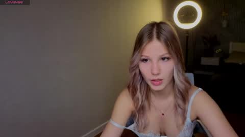Snapshot of angelina_becker chatting on 30, 5, 2026 Angelina online show from 30, 5, 2026