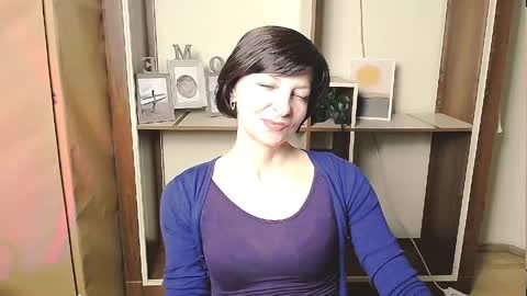 Snapshot of angelinalov_ chatting on 4, 5, 2026 Angelina online show from 4, 5, 2026