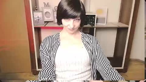 Snapshot of angelinalov_ chatting on 8, 5, 2026 Angelina online show from 8, 5, 2026
