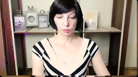 Snapshot of angelinalov_ chatting on 30, 6, 2026 Angelina online show from 30, 6, 2026