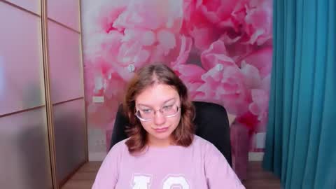 AngelinaLow online show from 6, 11, 2025