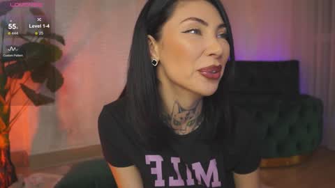 Snapshot of angelinarise chatting on 24, 1, 2025 Angelina online show from 24, 1, 2025