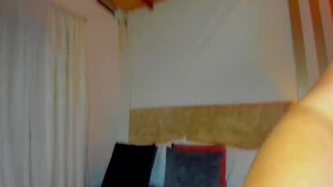 Snapshot of angelinarouse_ chatting on 4, 11, 2025 angelinarouse_ online show from 4, 11, 2025