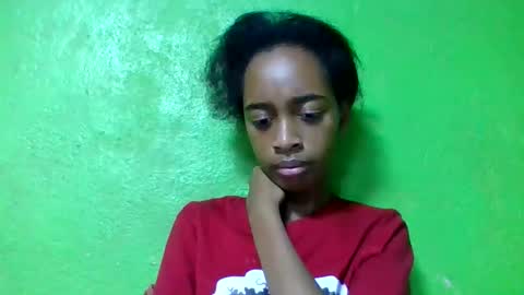 Snapshot of angeline221173 chatting on 9, 6, 2026 angeline221173 online show from 9, 6, 2026